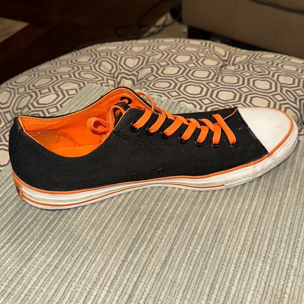 Converse All Stars low top